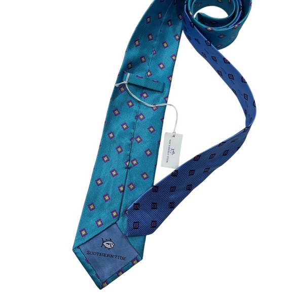 🆕SOUTHERN TIDE Blue Geometric Silk DESIGNER Tie - Picture 2 of 5